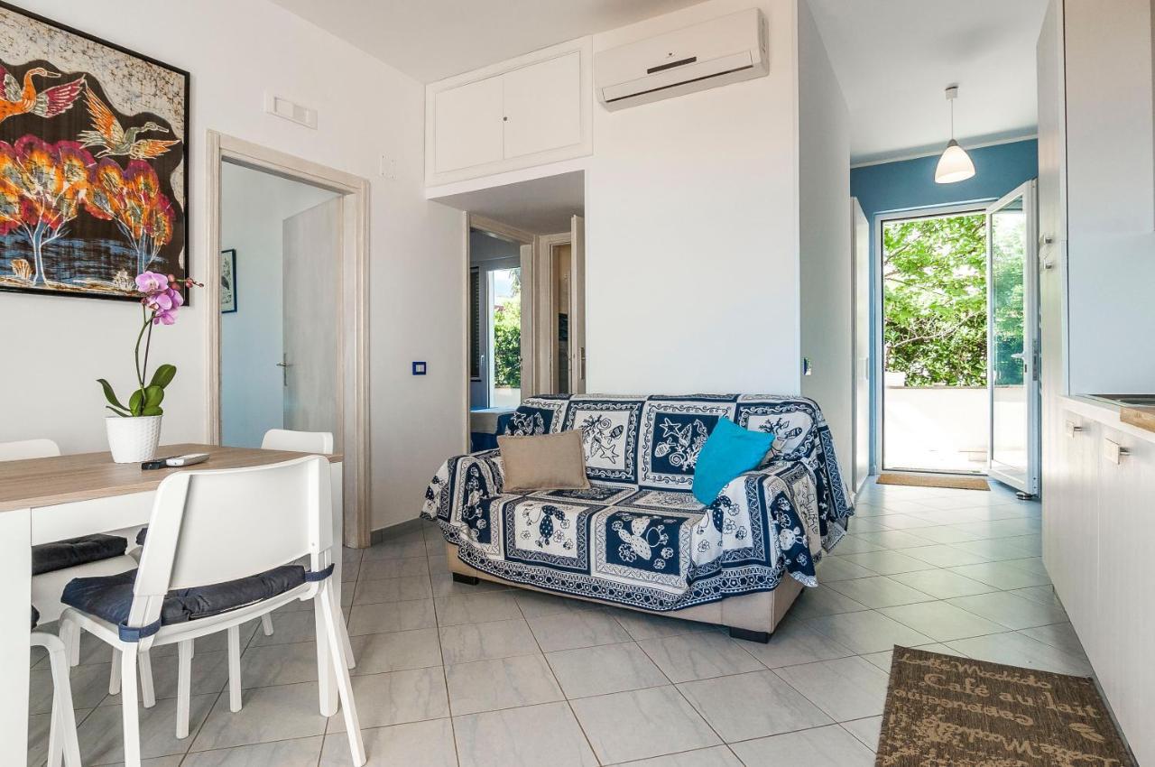 Domus Hormiae Apartment ฟอร์เมีย ภายนอก รูปภาพ